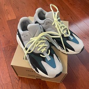 2017 Yeezy Boost 700 ‘Wave Runner’ Size 7 1/2 M- only worn two times!